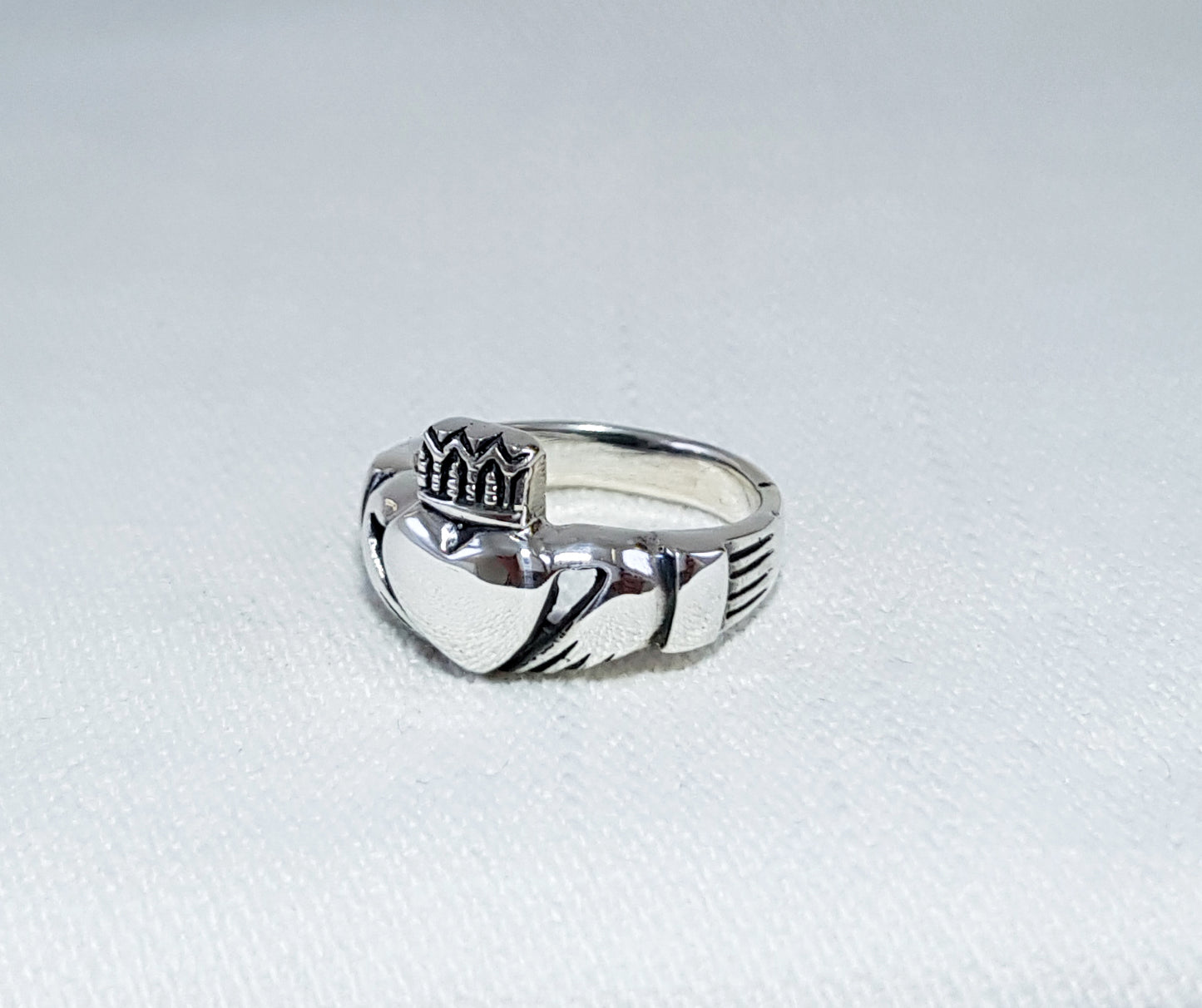 Sterling Silver Claddagh Ring