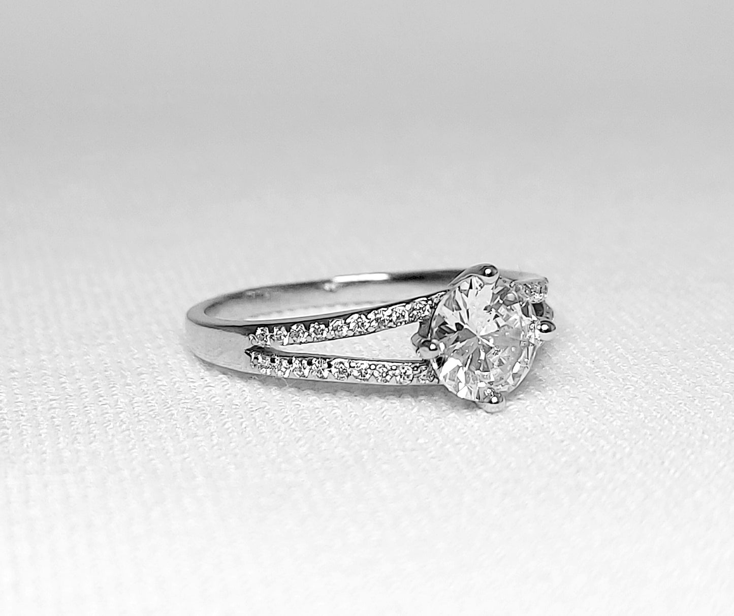 Sterling Silver Cubic Zirconia Ring