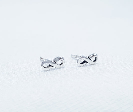 sterling silver infinity stud earrings