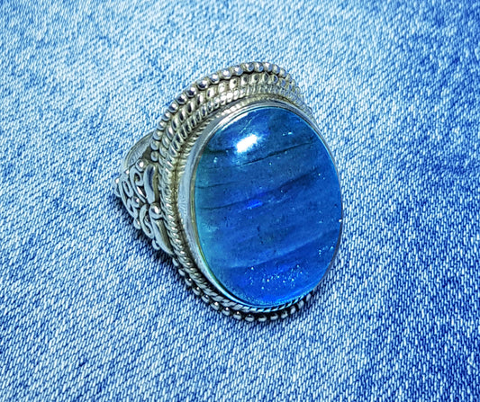 Sterling Silver ring With a Labradorite Stone 