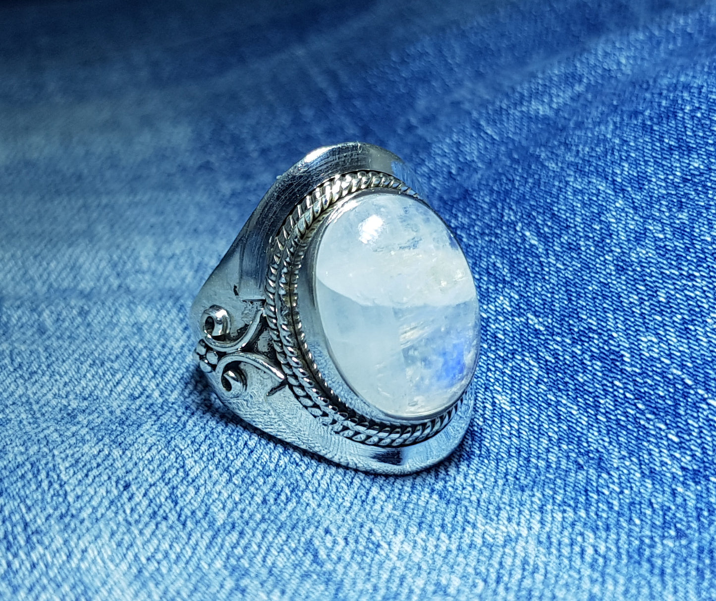 Sterling Silver Moonstone Ring