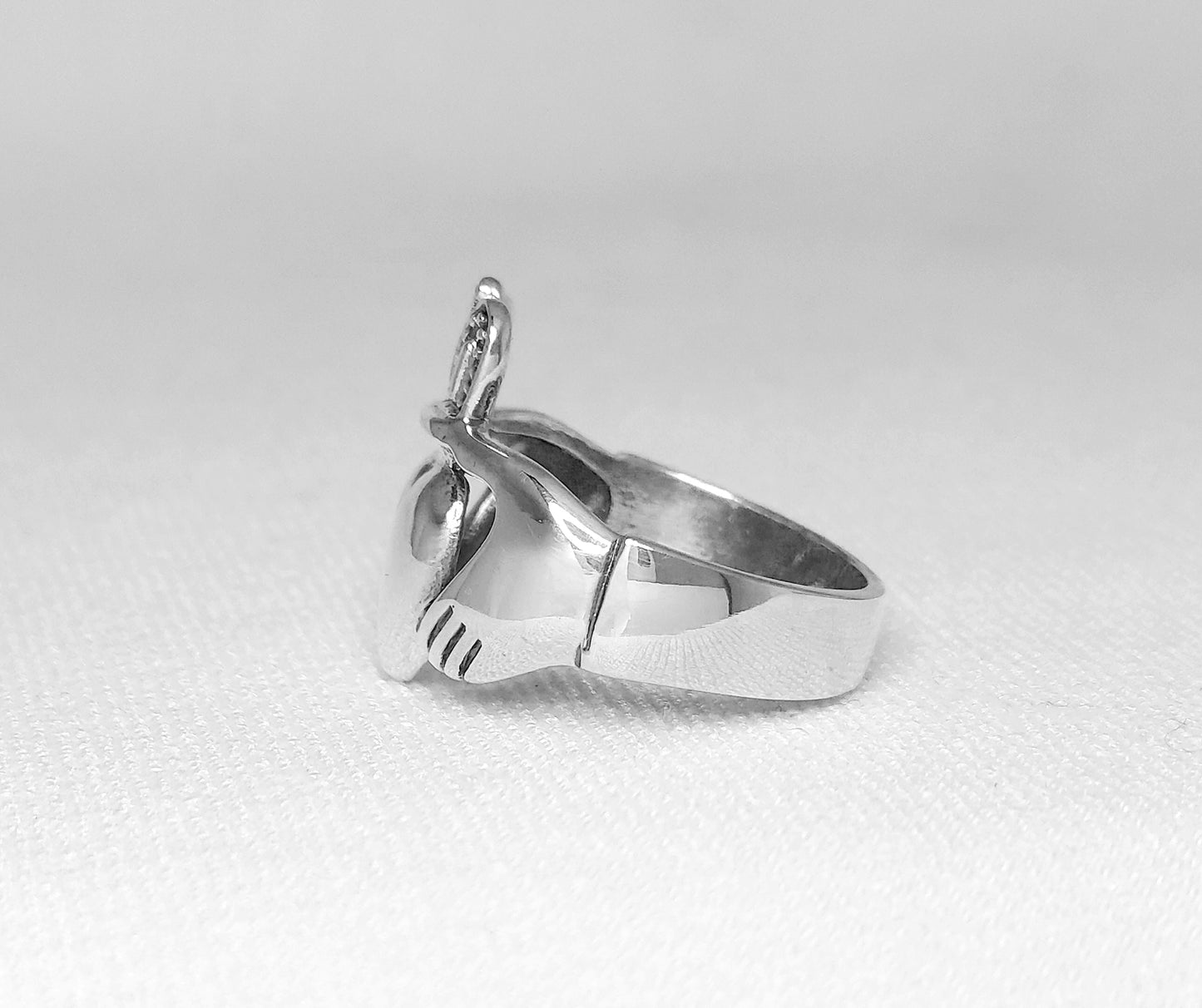 Sterling Silver Claddagh Ring