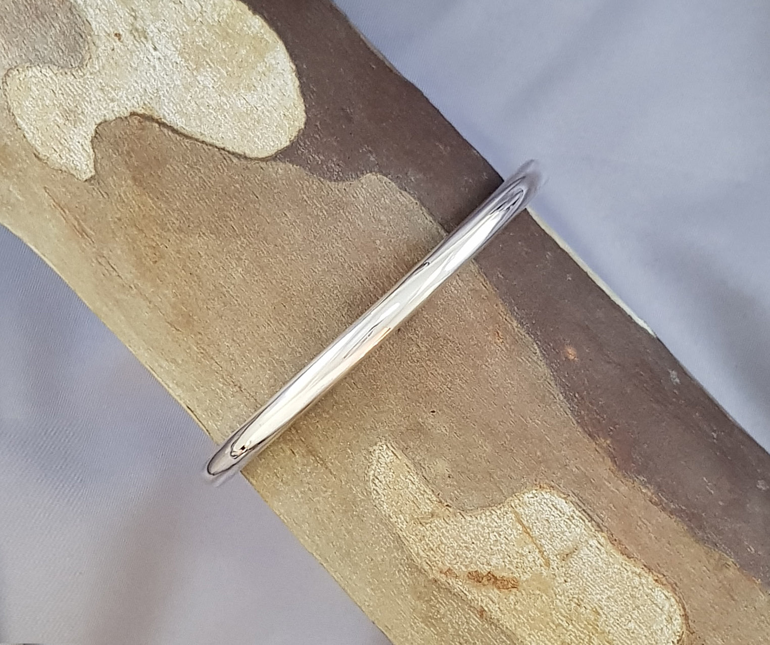 Sterling Silver Hollow Bangle