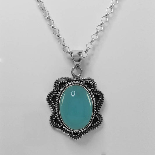 Silver Chalcedony Stone Pendant with a silver chain