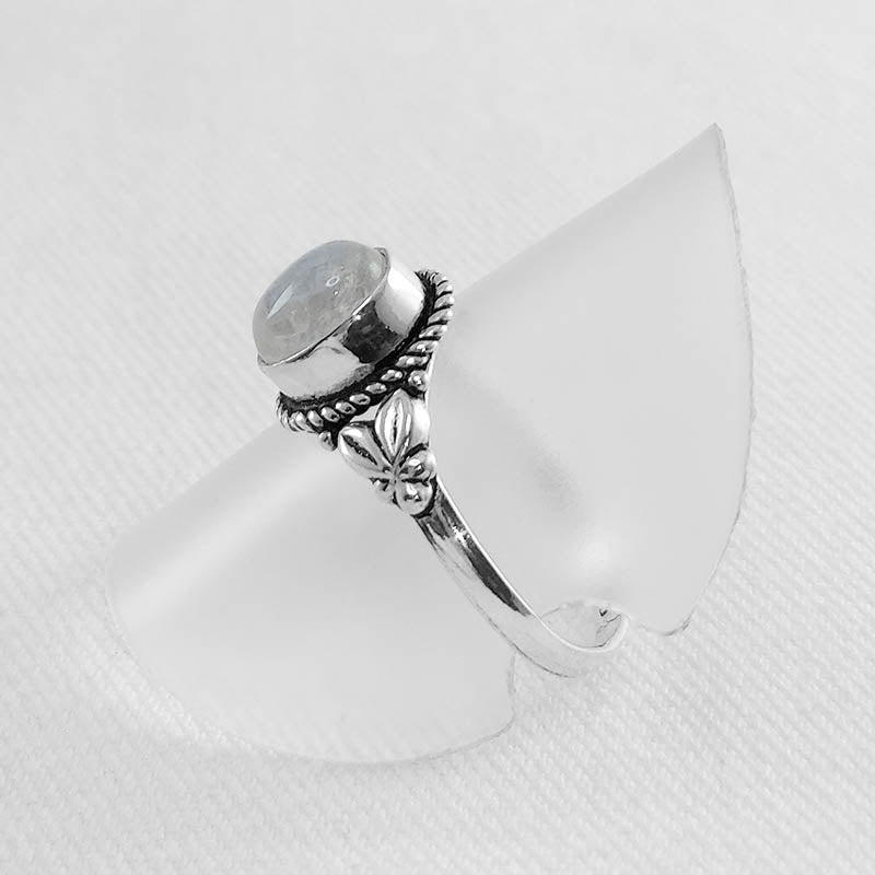 Sterling silver Moonstone ring - Cabochon Cut stone