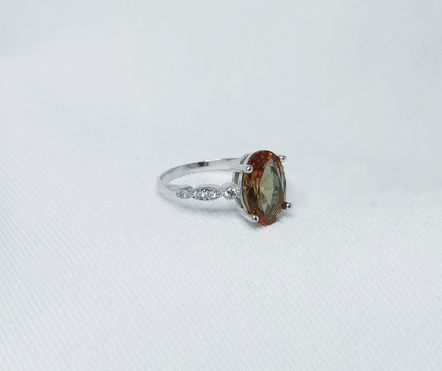Sterling Silver Zultanite Stone Ring