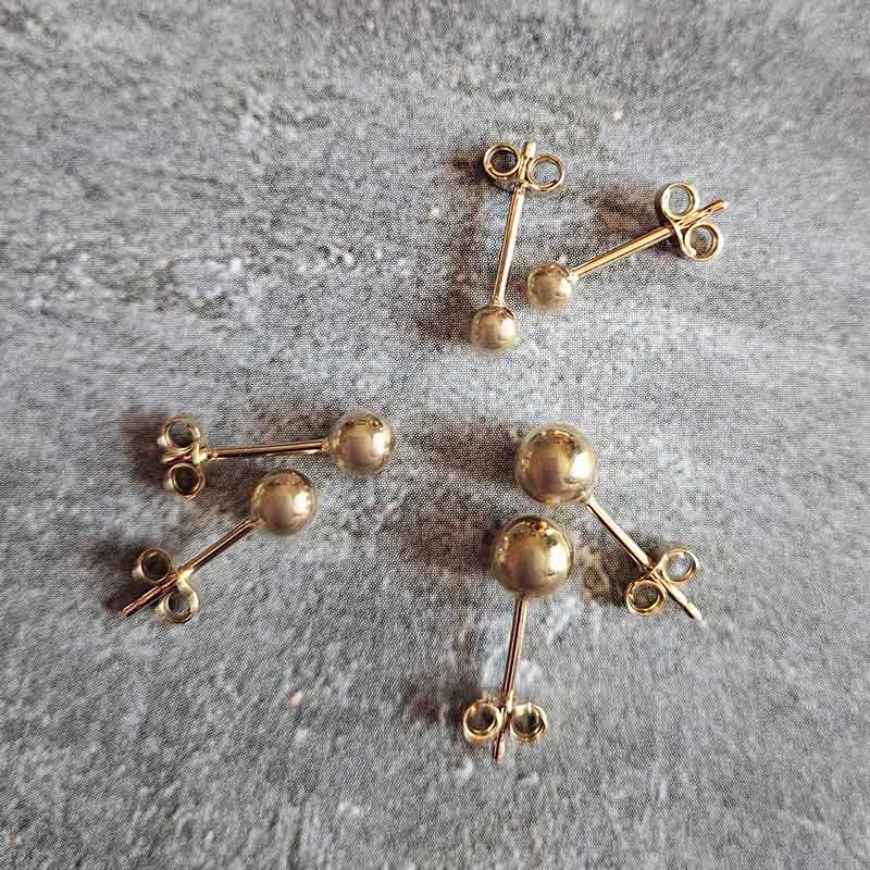 9KT Gold Ball Stud Earrings