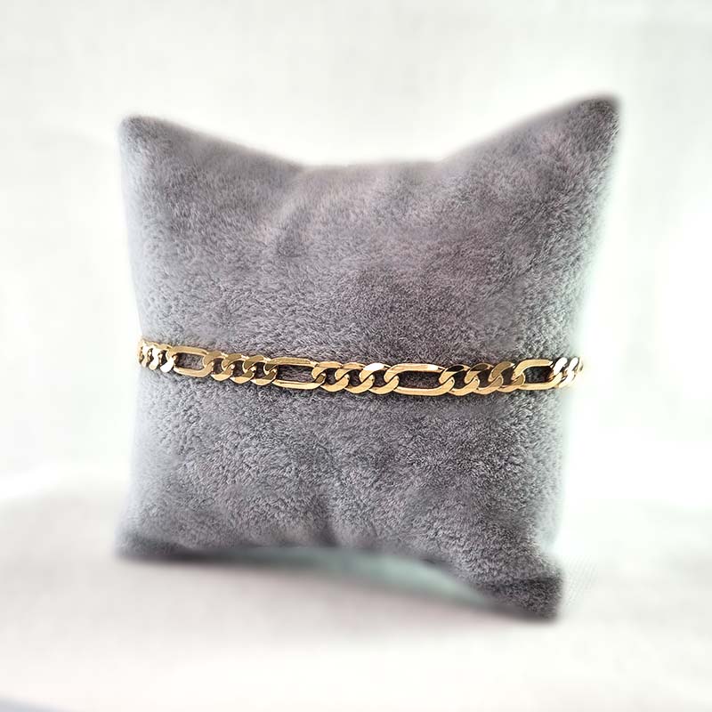 5mm Figaro Link Bracelet for men made from 9 carat yellow gold