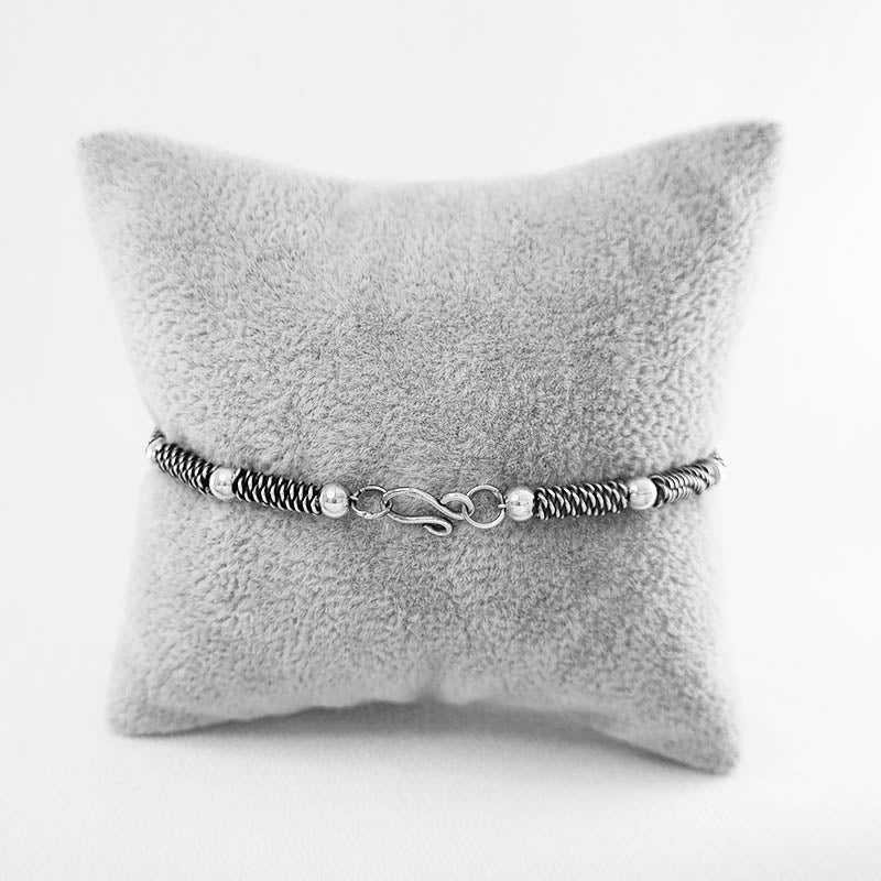 Stunning Balinese Ball Bracelet, made with sterling silver
