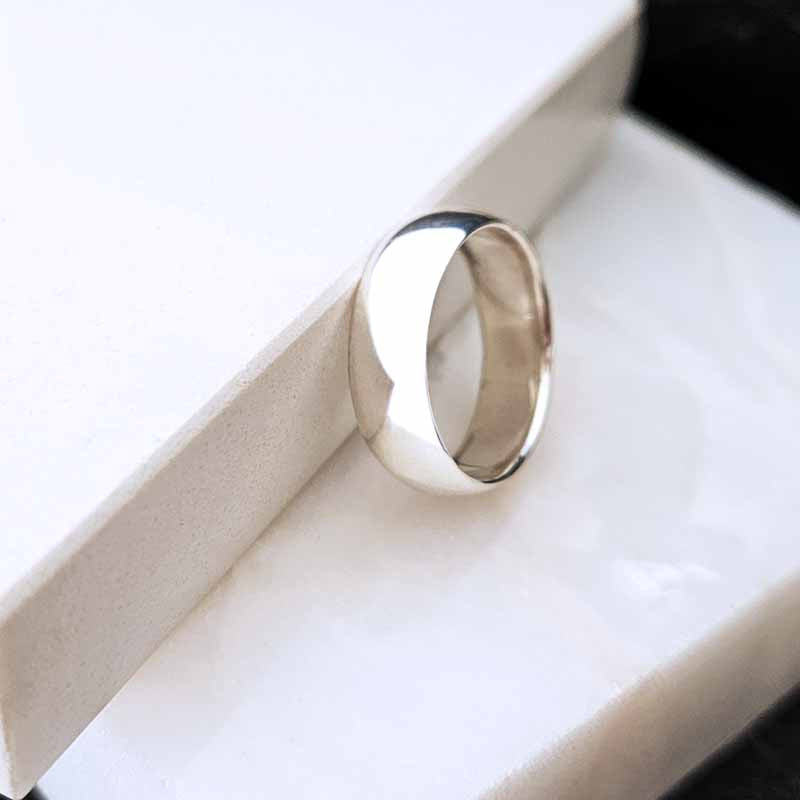 Sterling Silver Plain Band Ring — 7mm