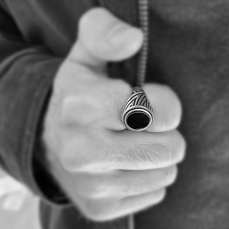 Gent's Stone Ring with stone inlay