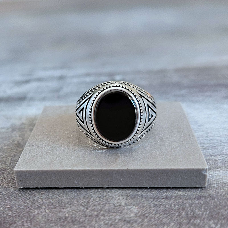 Silver ring for men with a black onyx stone