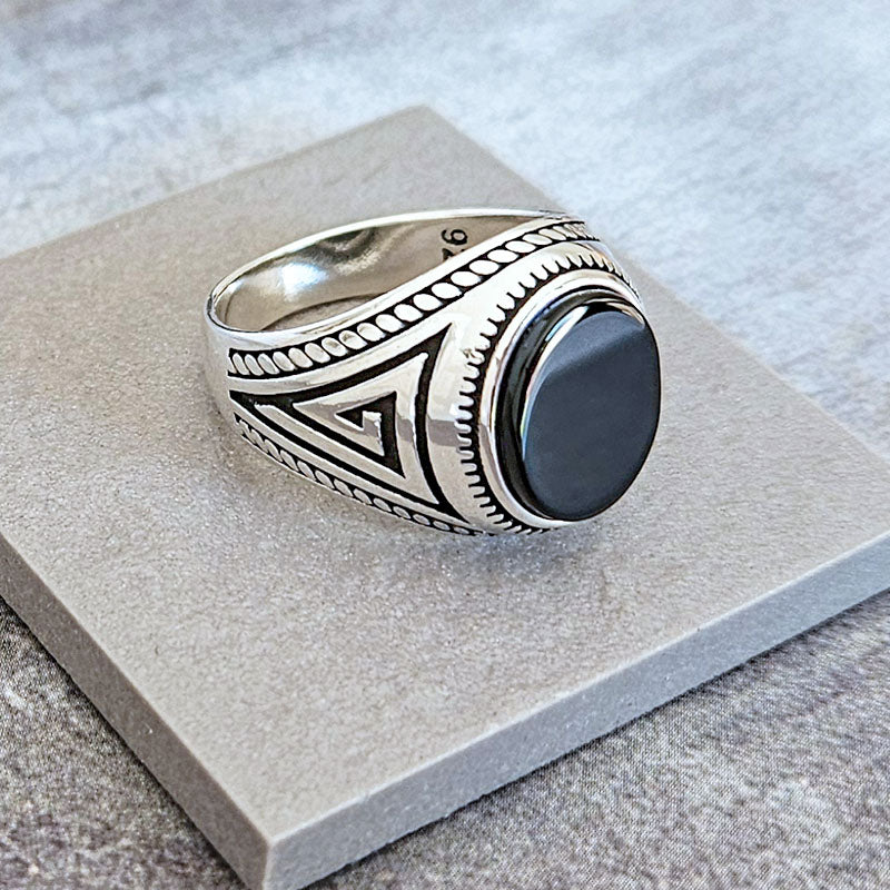 Silver ring for men with a black onyx stone