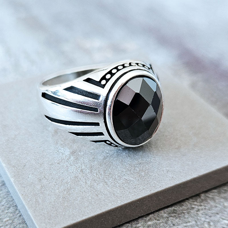 Faceted Onyx Stone Ring, made with Sterling Silver 
