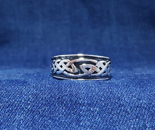 Oxidized Celtic Knot Ring