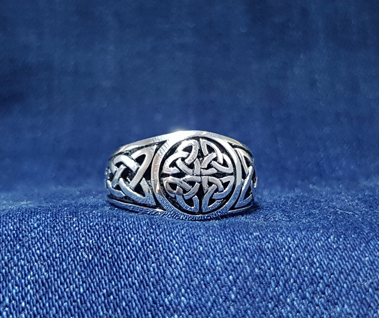 Celtic Design Ring with Quad Trinity Design