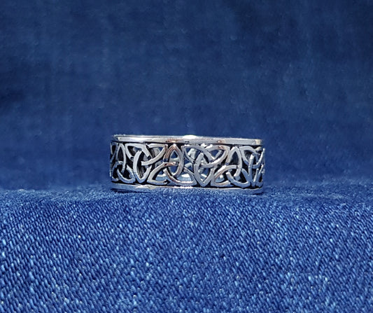 Celtic Design Ring with Open Trinity Design
