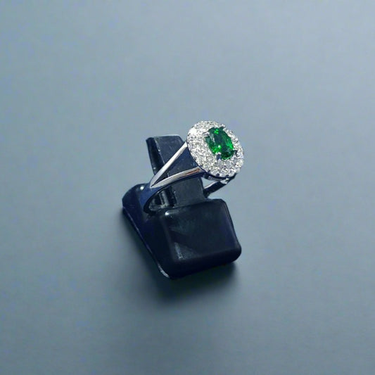 Sterling Silver Ring with Cubic Zirconia Stones -  Green Central Cubic  