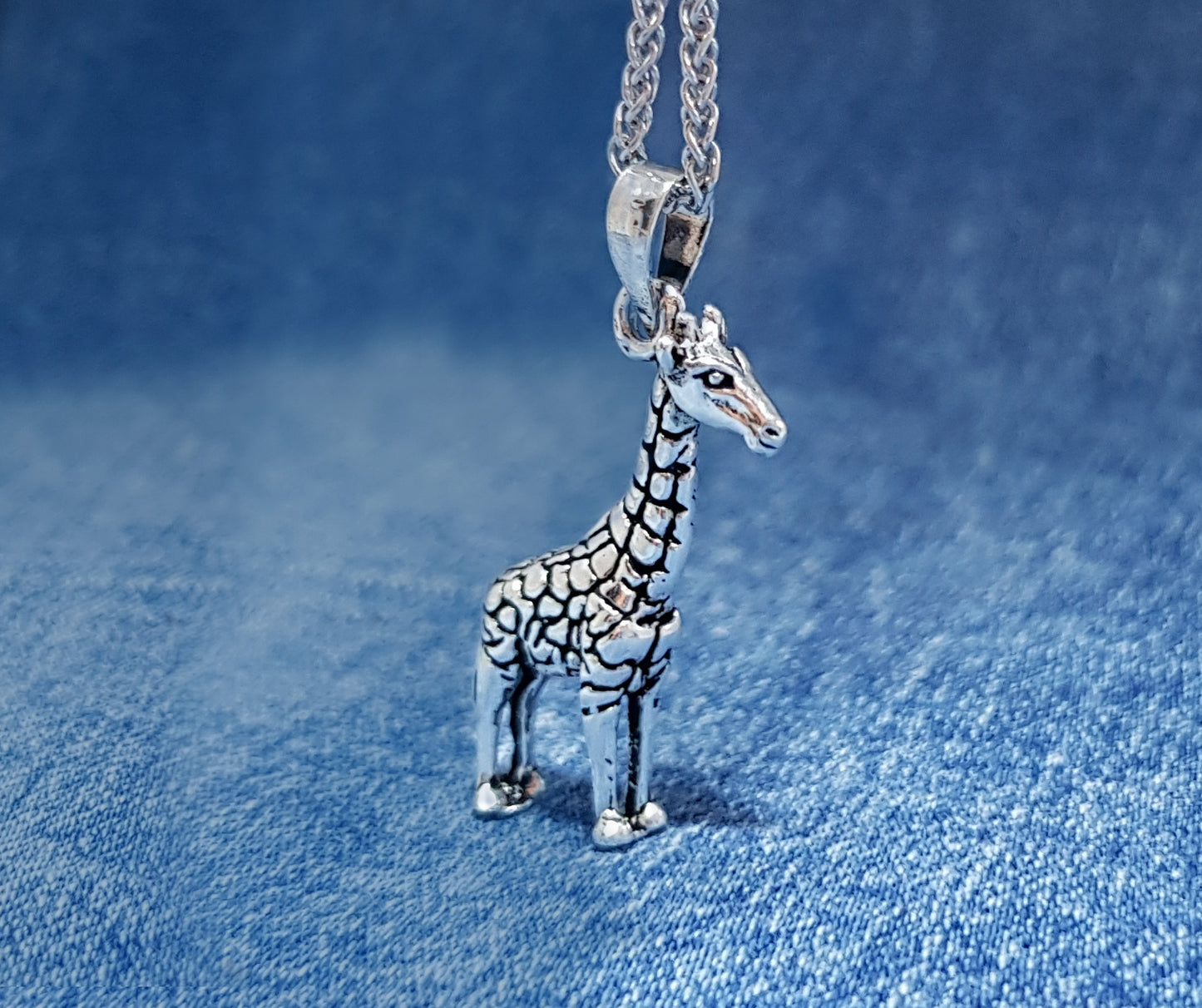 Sterling Silver Giraffe Pendant / Charm 