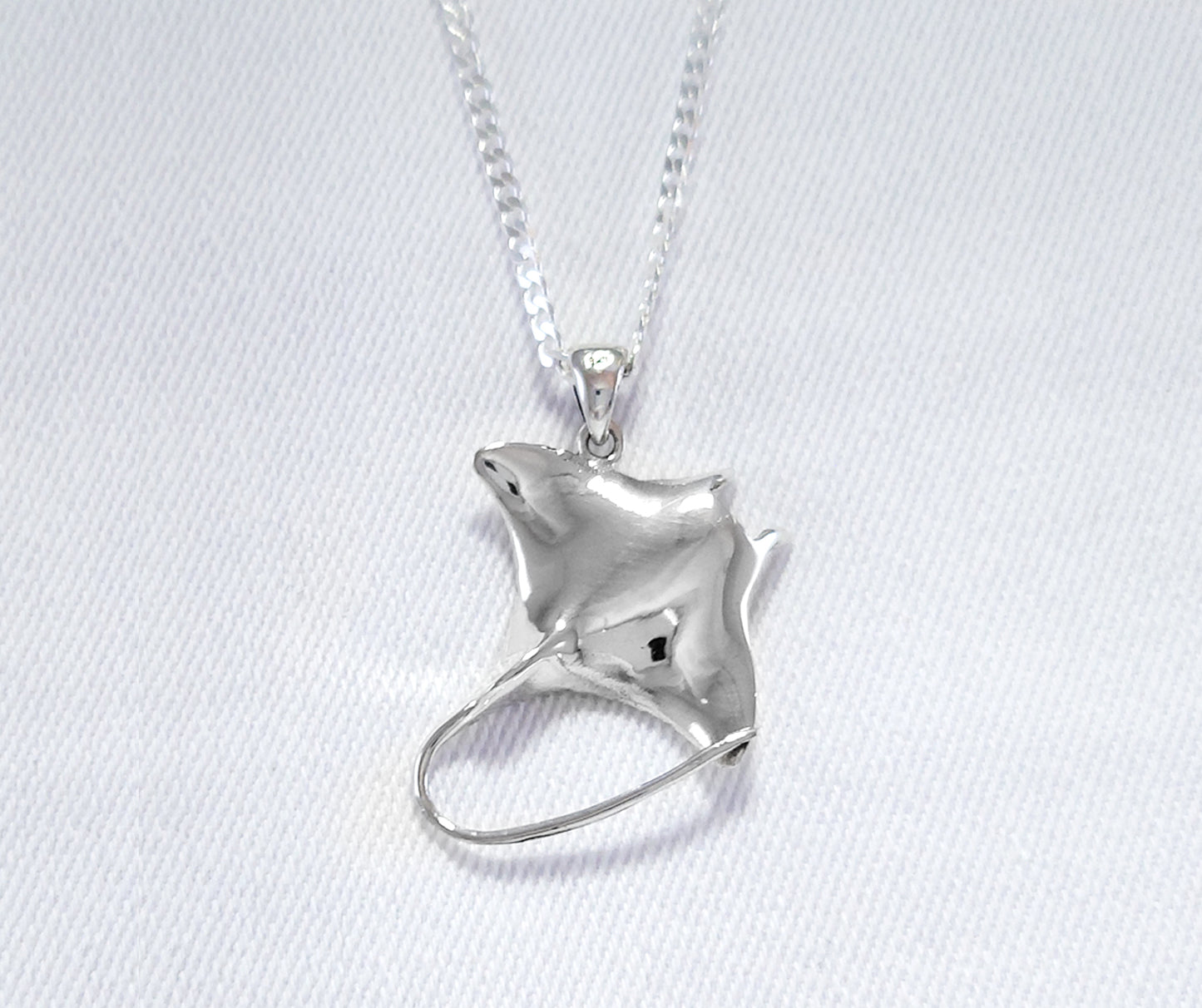 Sterling Silver Stingray Pendant with Curb Chain