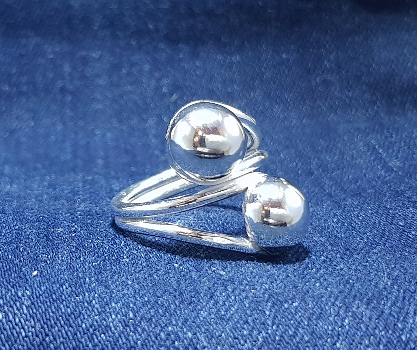 Sterling Silver Ladies Ring - Ball Design