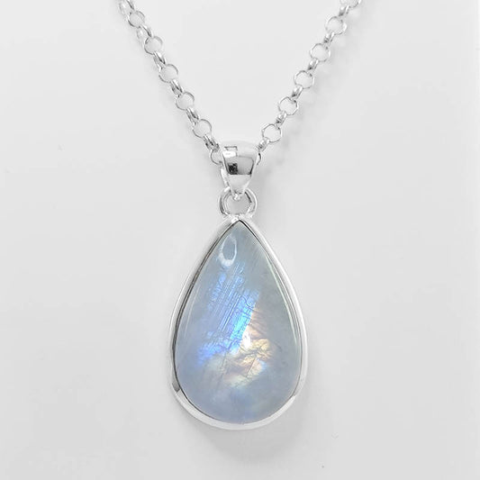 Sterling Silver moonstone pendant with a silver chain