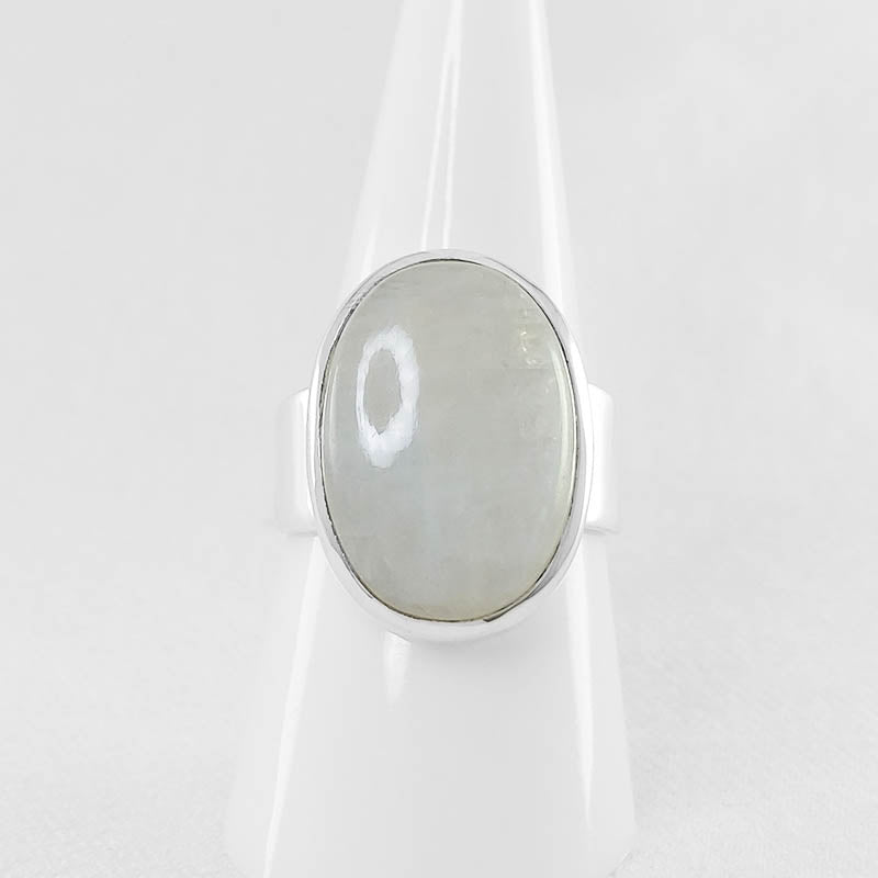Cabochon Cut moonstone ring, made with 925 sterling silver