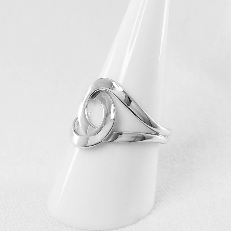 Sterling Silver Ring For Women with Sisterly Symbolism