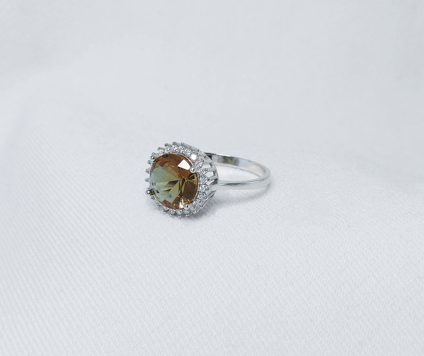 Sterling Silver Zultanite Stone Ring 