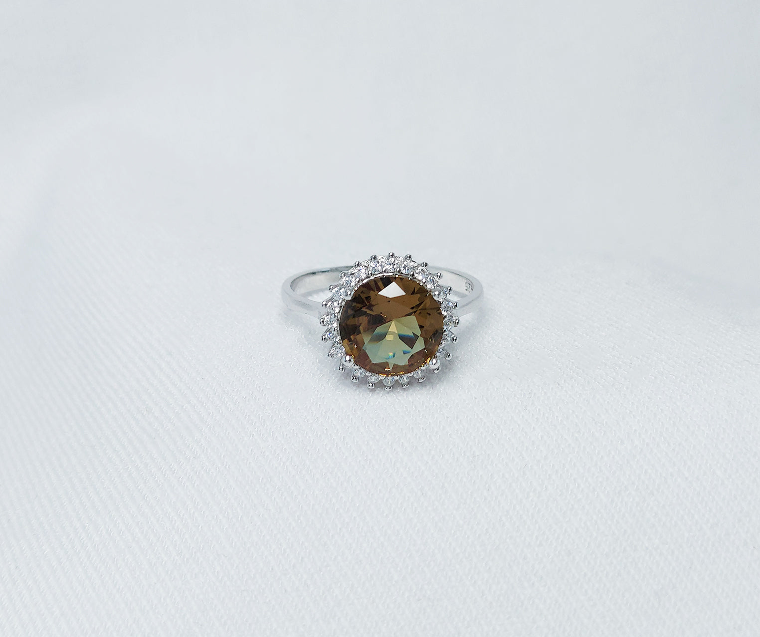 Sterling Silver Zultanite Stone Ring 